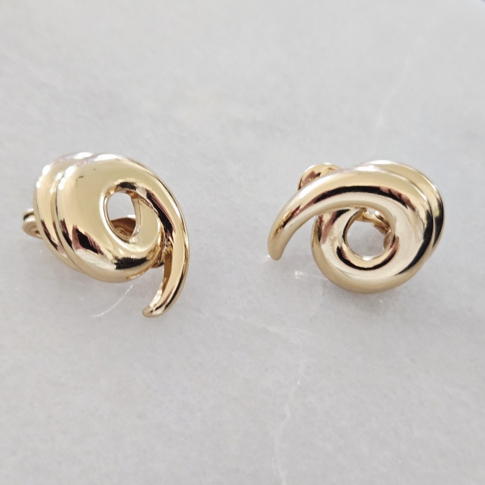 Vintage Monet gold-tone swirl or spiral earrings